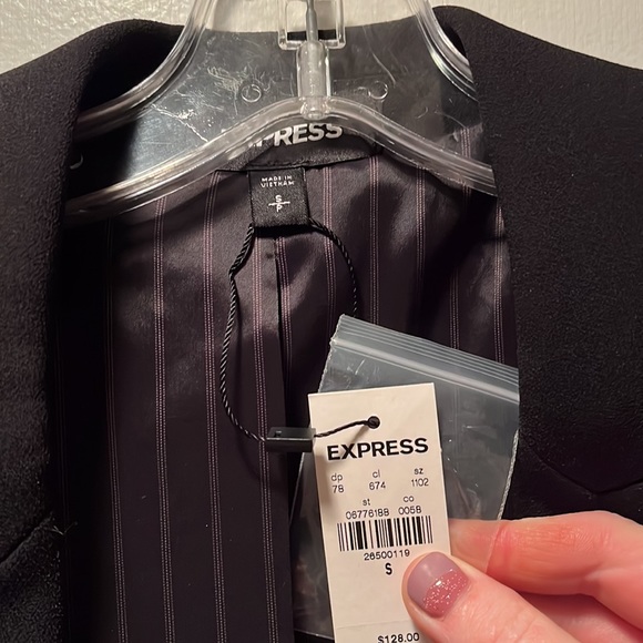 Black suit jacket size small Express NWT - Picture 3 of 6